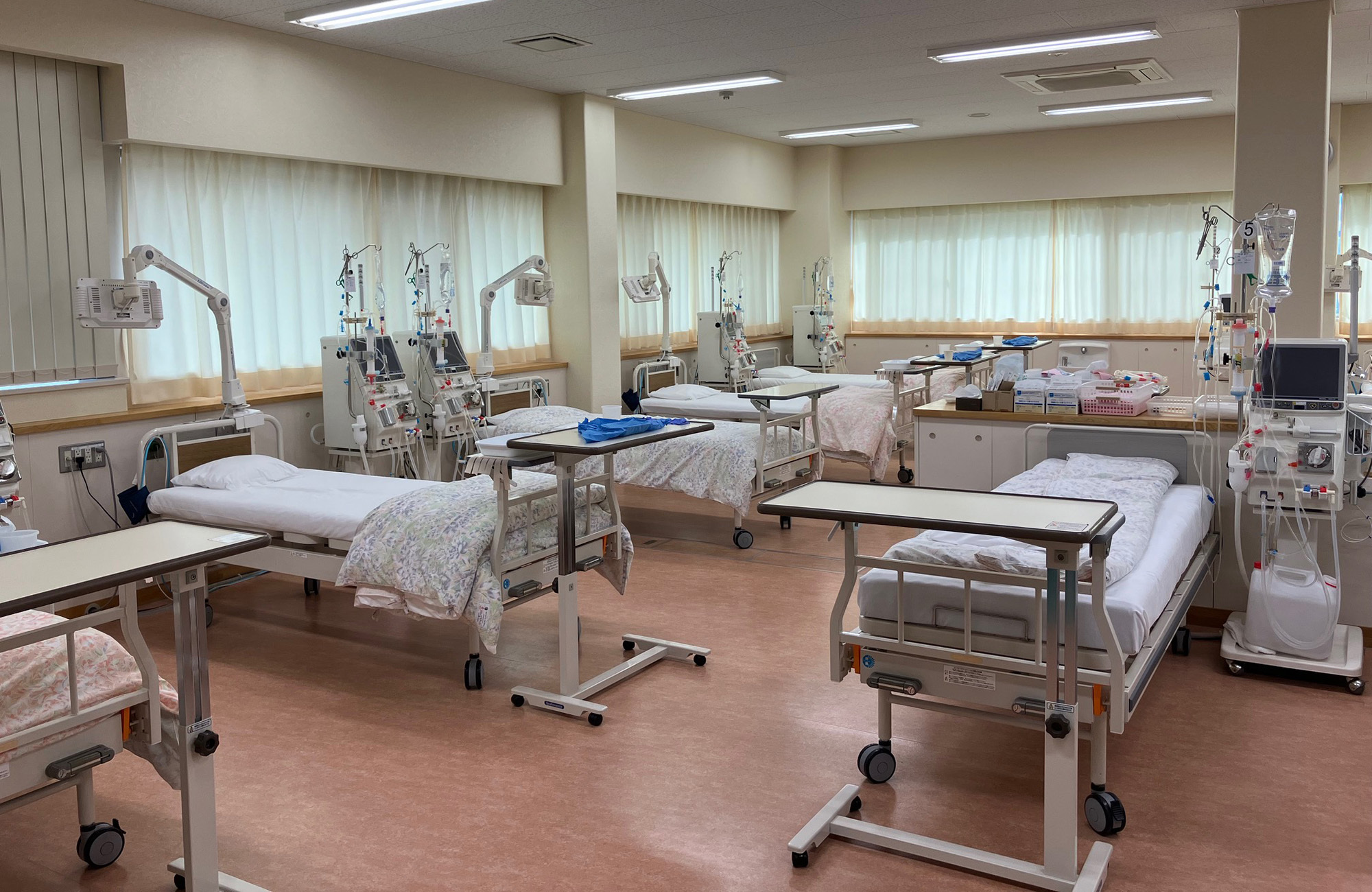 医療法人佐久平泌尿器科クリニック　透析室
